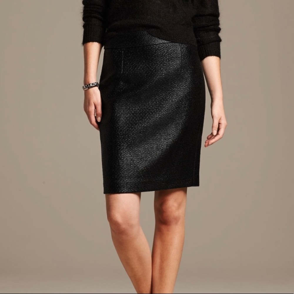 Banana Republic Coated Tweed Pencil Skirt - Size 10